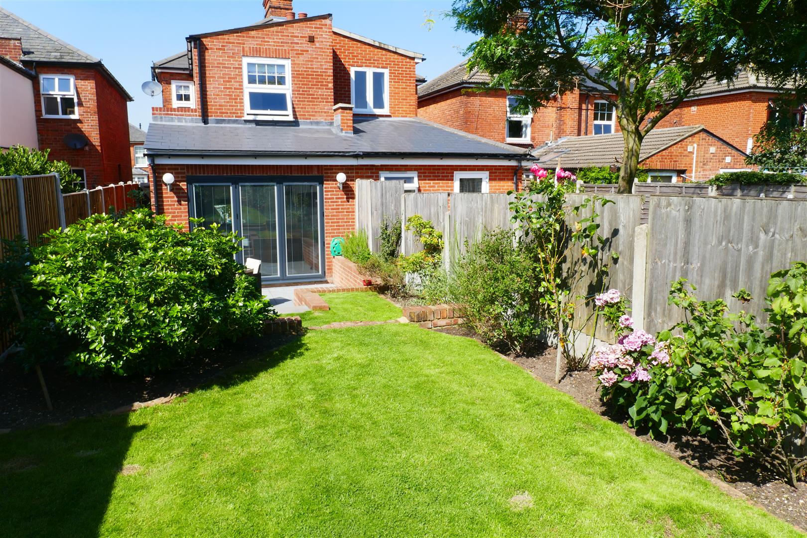 Kimpton Avenue, Brentwood Keith Ashton Signature Home Keith Ashton